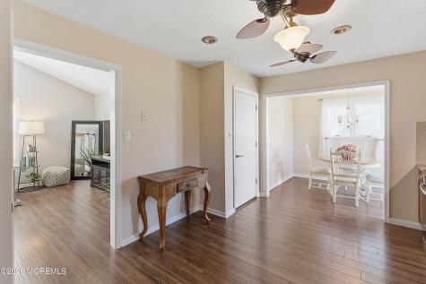 45 Jaffreyton Close Freehold NJ 07728