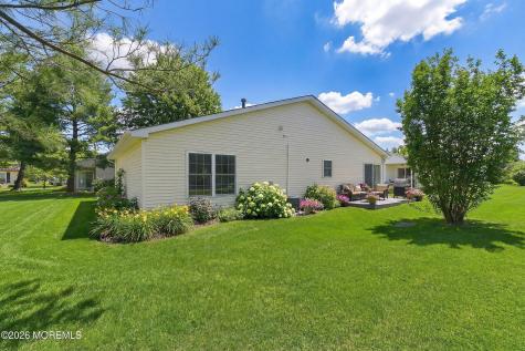 45 Jaffreyton Close Freehold NJ 07728