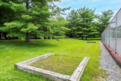 45 Jaffreyton Close Freehold NJ 07728