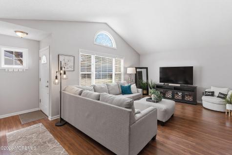 45 Jaffreyton Close Freehold NJ 07728