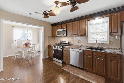 45 Jaffreyton Close Freehold NJ 07728