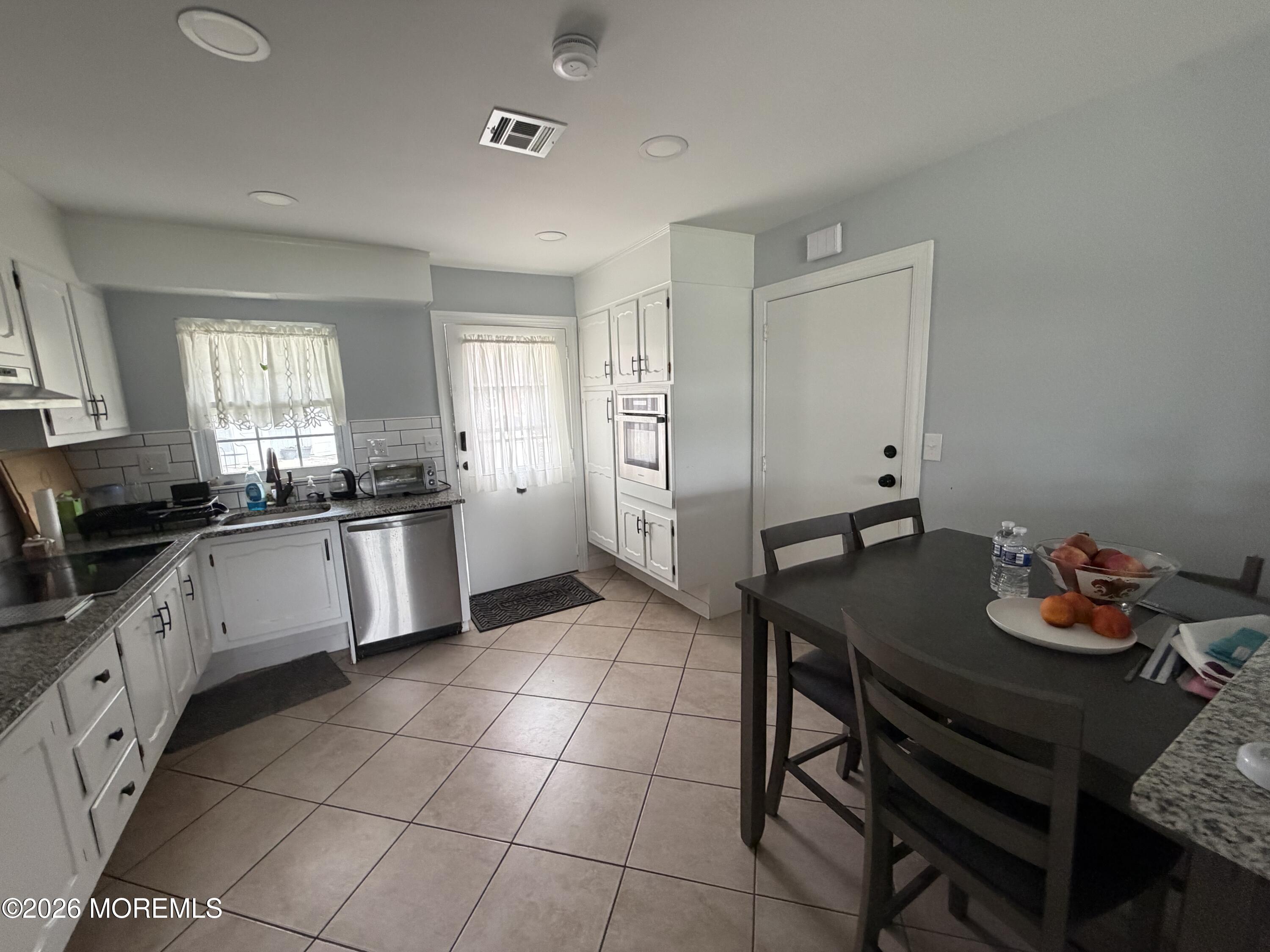 676A New Castle Court Lakewood NJ 08701