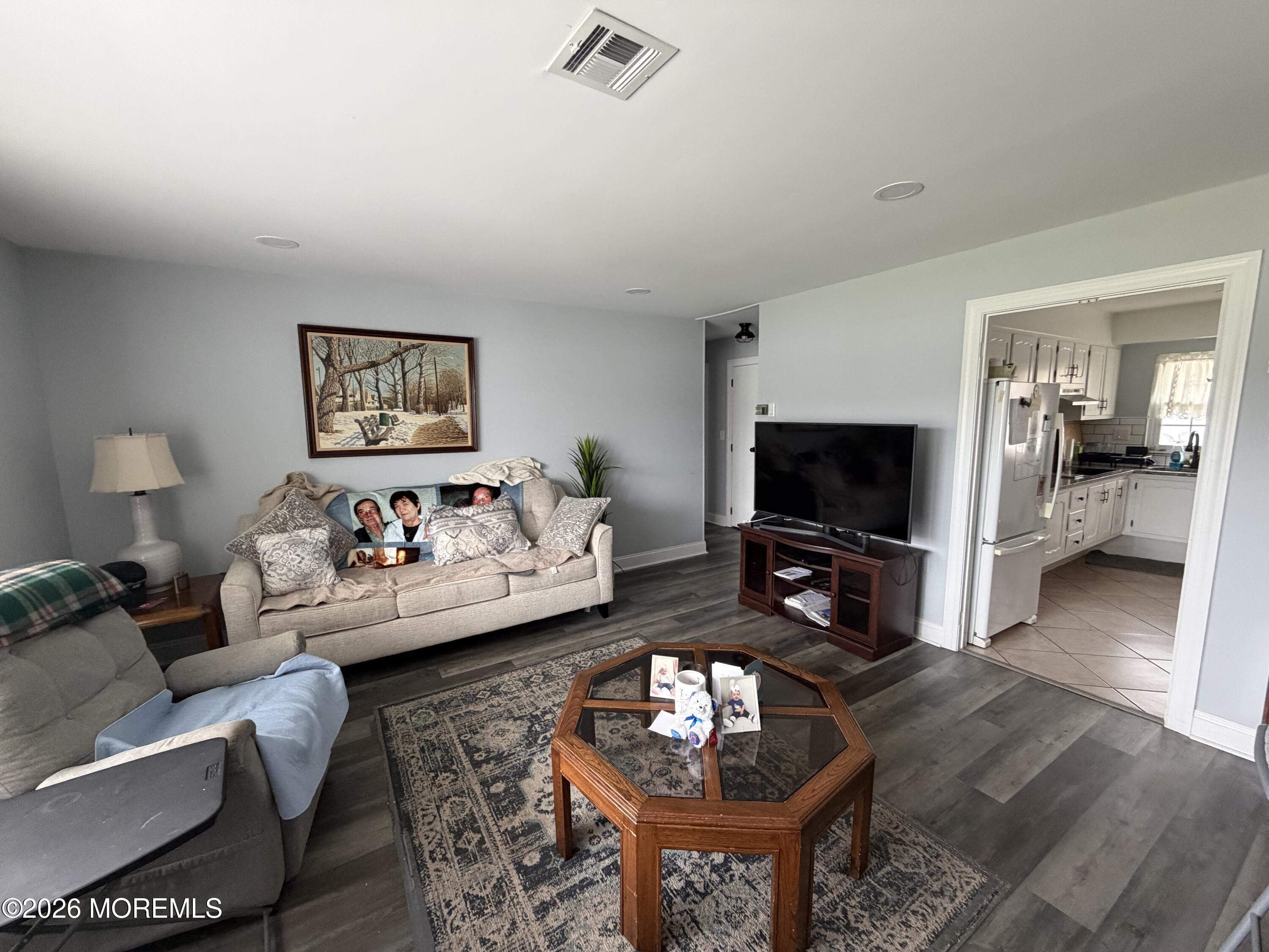 676A New Castle Court Lakewood NJ 08701