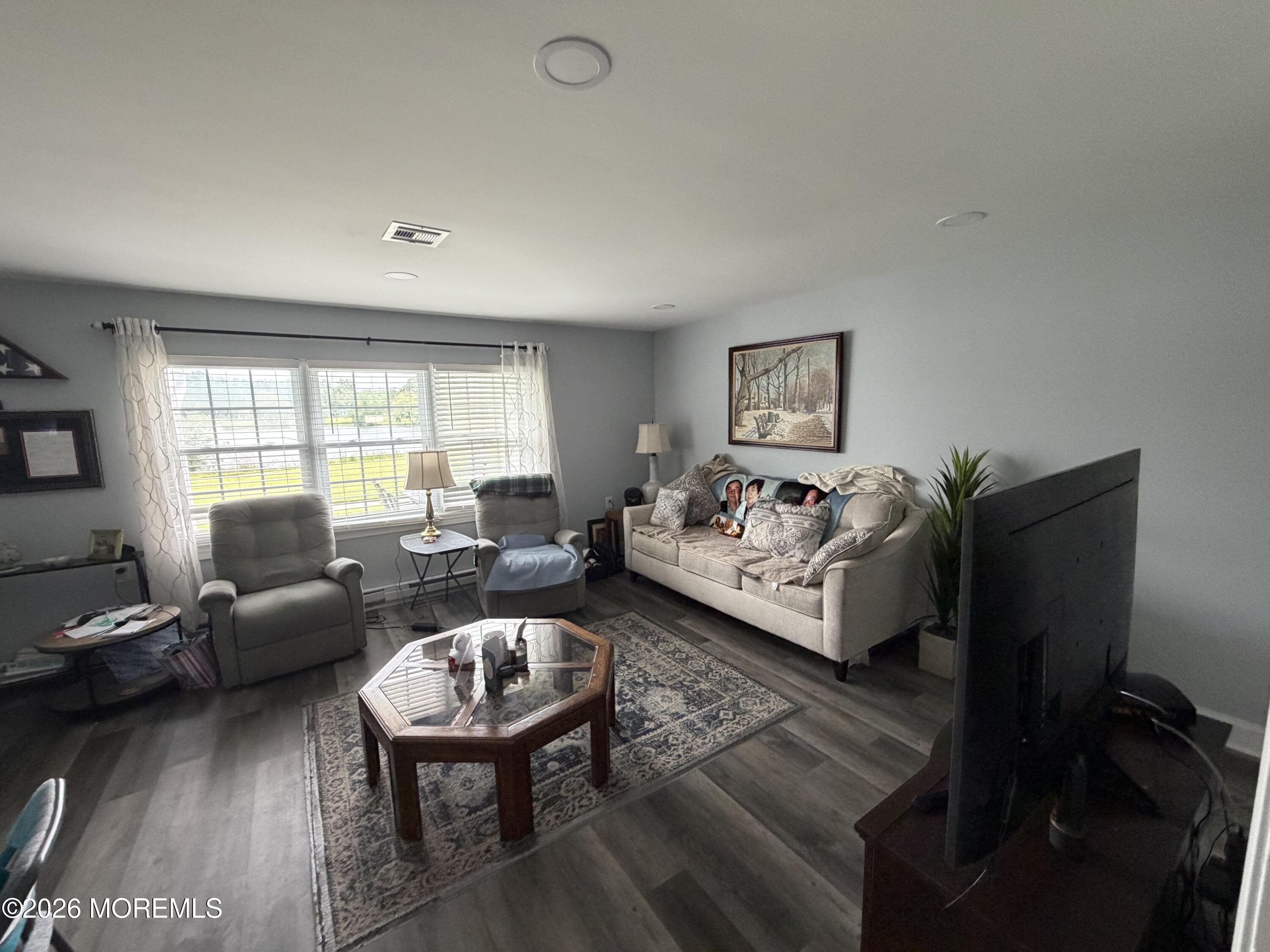 676A New Castle Court Lakewood NJ 08701