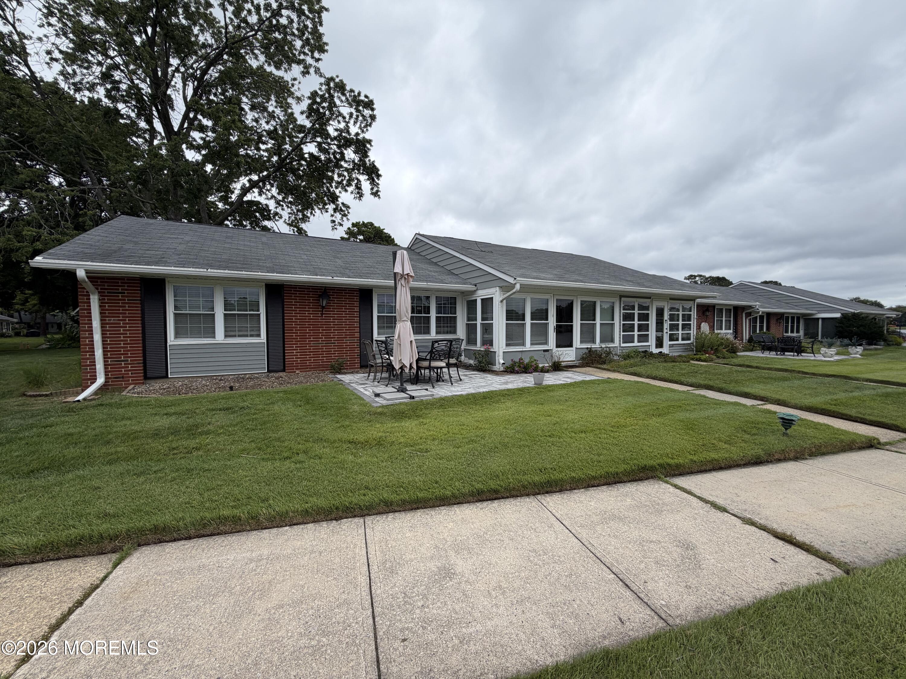 676A New Castle Court Lakewood NJ 08701