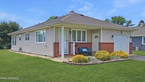 5 Martinique Drive Toms River NJ 08757