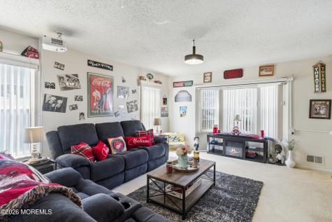 5 Brentwood Drive Bayville NJ 08721