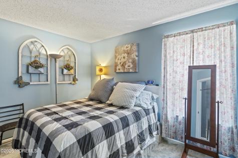 5 Brentwood Drive Bayville NJ 08721