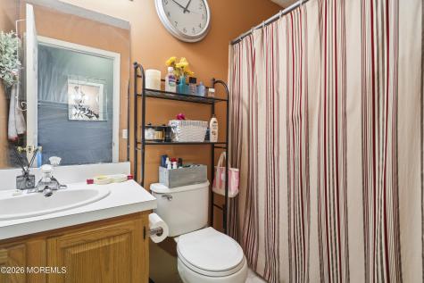 5 Brentwood Drive Bayville NJ 08721