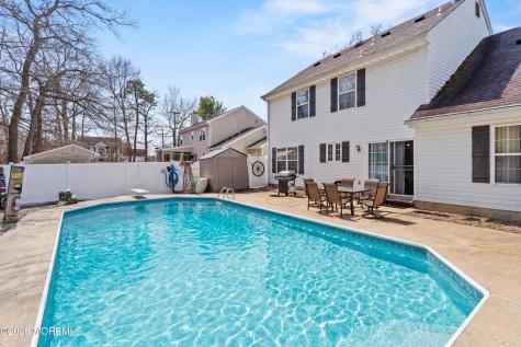 5 Brentwood Drive Bayville NJ 08721