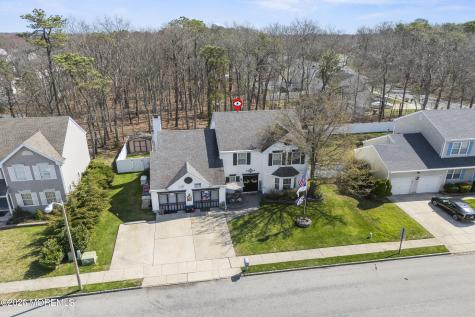 5 Brentwood Drive Bayville NJ 08721