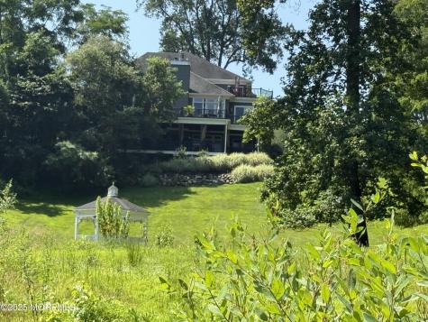 1 E Davey Place Holmdel NJ 07733