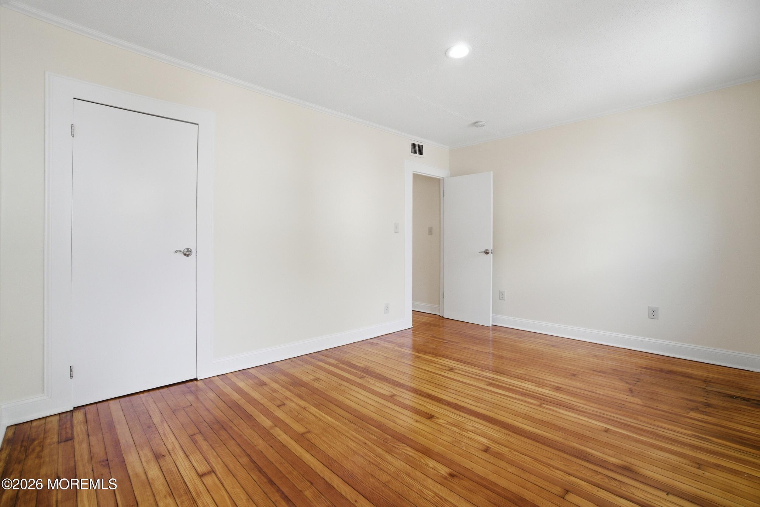 306-308 Smith Street Newark NJ 07106