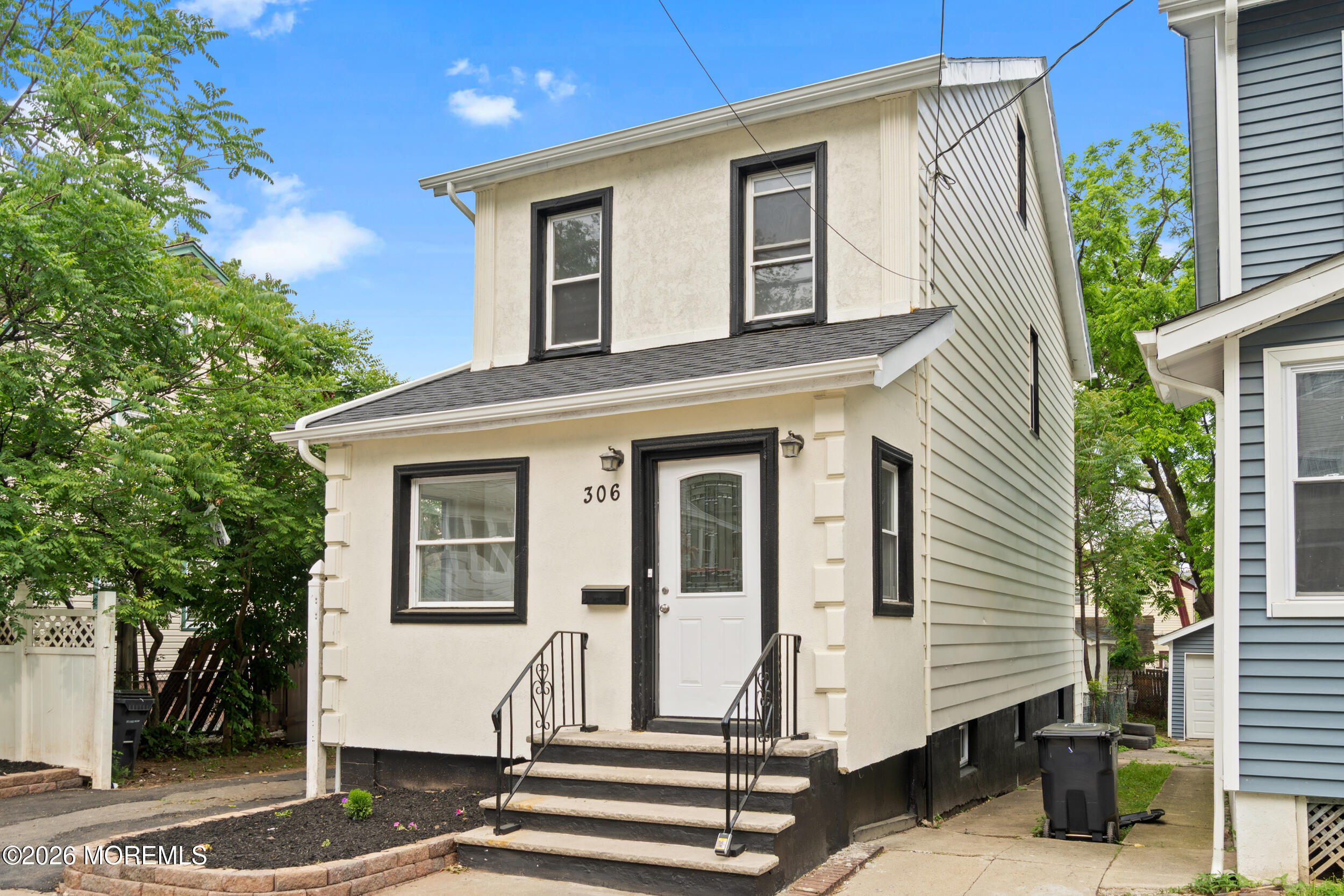 306-308 Smith Street Newark NJ 07106