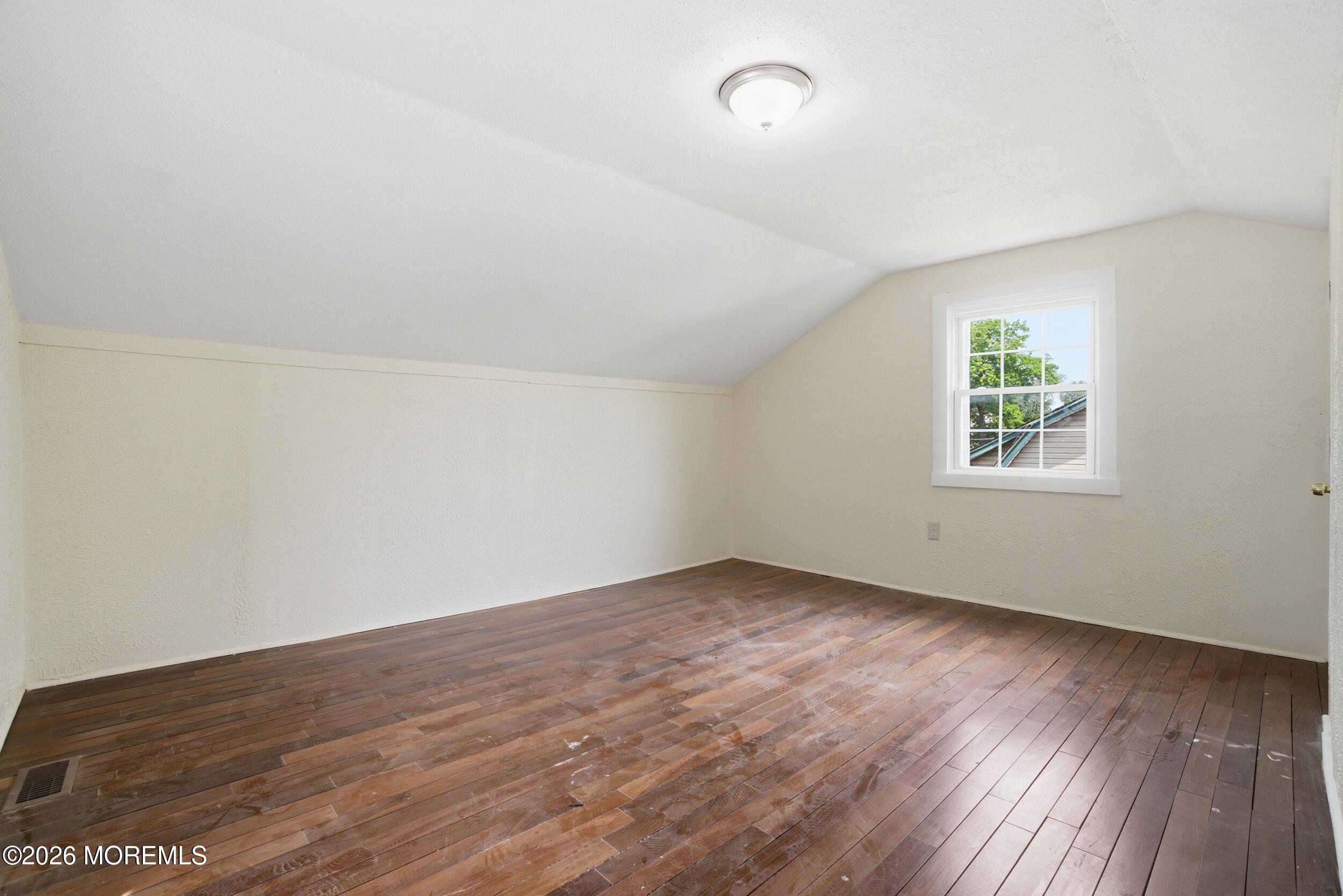 306-308 Smith Street Newark NJ 07106