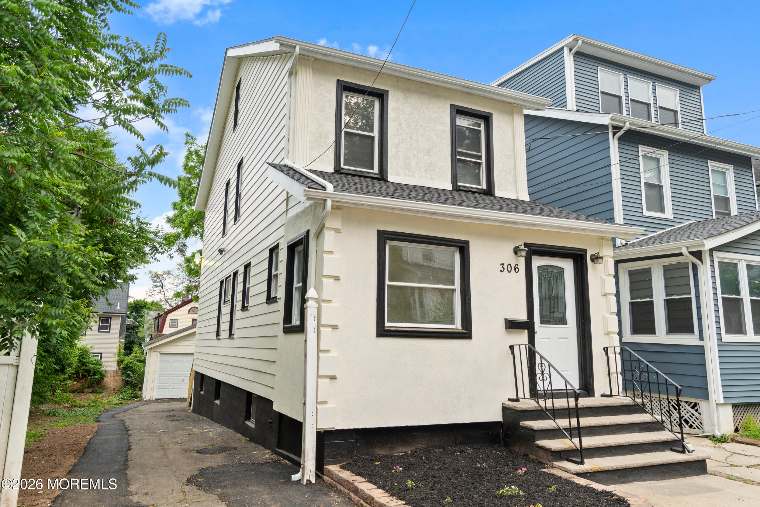 306-308 Smith Street Newark NJ 07106