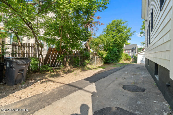 306-308 Smith Street Newark NJ 07106