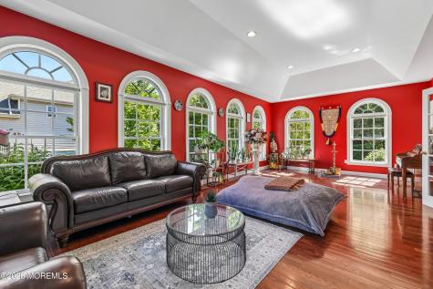 15 Livingston Court Marlboro NJ 07746