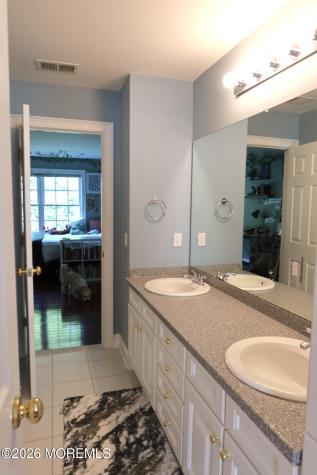 15 Livingston Court Marlboro NJ 07746