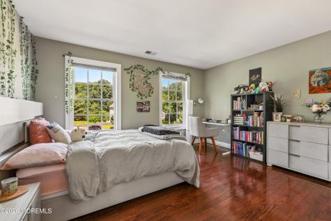 15 Livingston Court Marlboro NJ 07746
