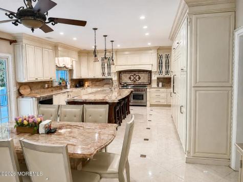 5 Hemlock Lane Holmdel NJ 07733