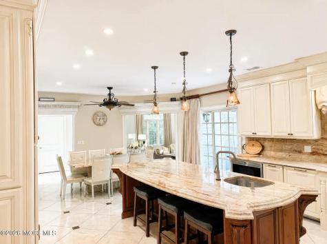 5 Hemlock Lane Holmdel NJ 07733
