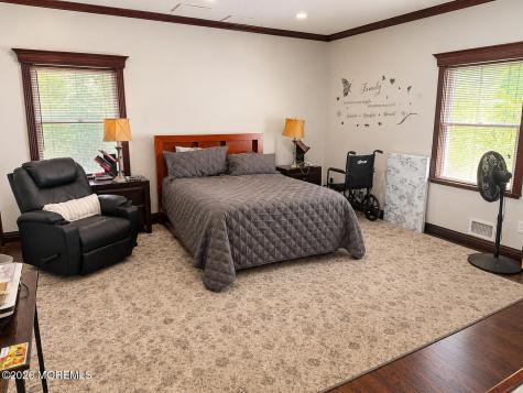 5 Hemlock Lane Holmdel NJ 07733
