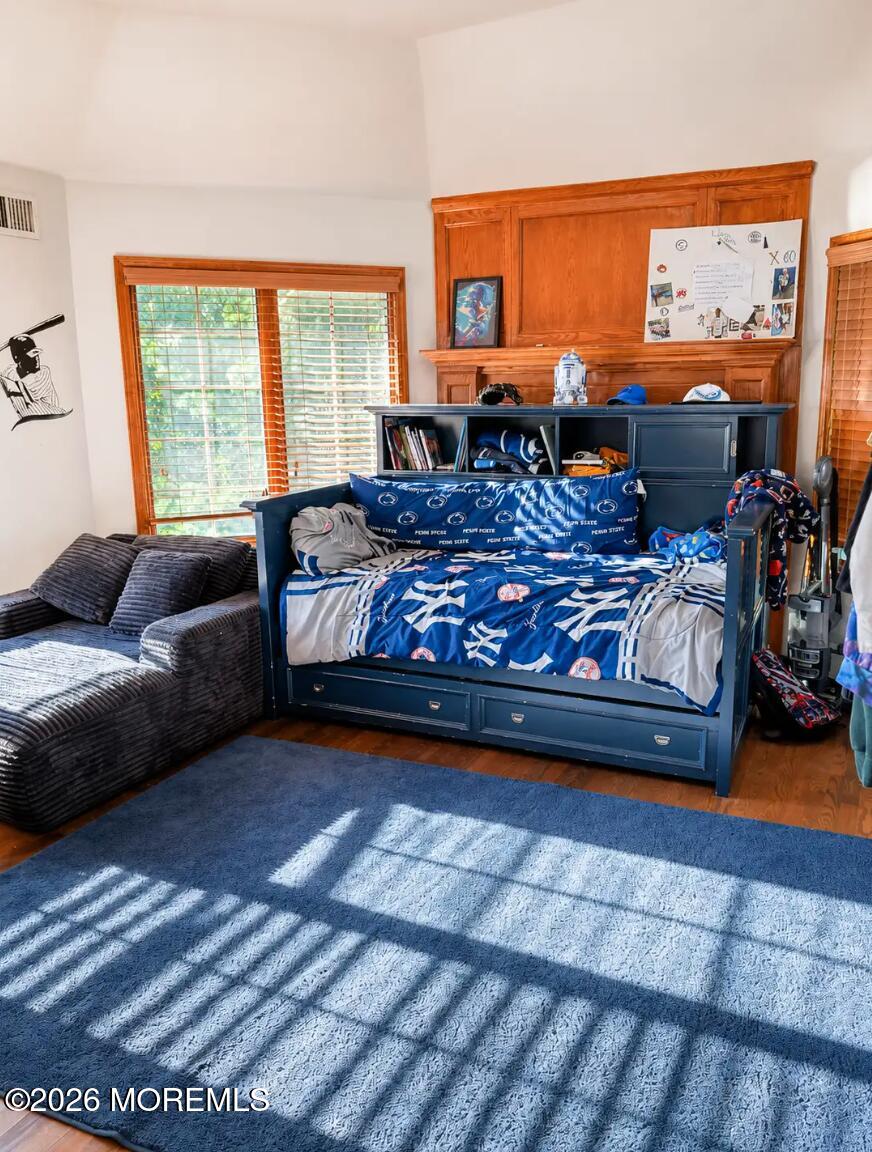 5 Hemlock Lane Holmdel NJ 07733