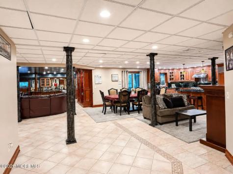 5 Hemlock Lane Holmdel NJ 07733