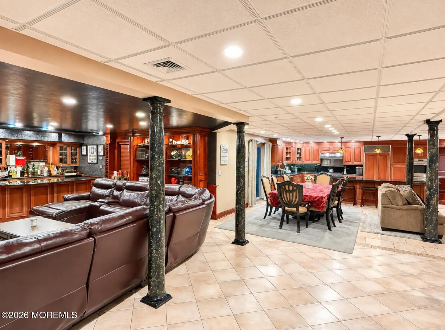 5 Hemlock Lane Holmdel NJ 07733