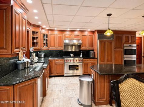 5 Hemlock Lane Holmdel NJ 07733