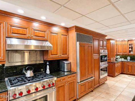 5 Hemlock Lane Holmdel NJ 07733