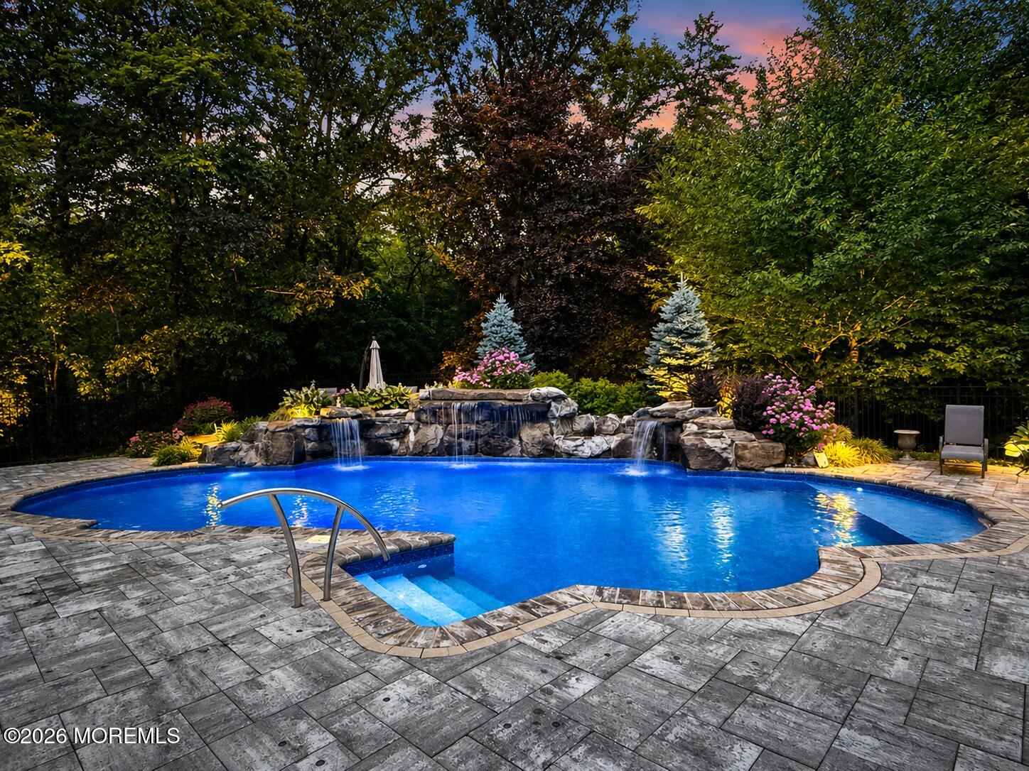 5 Hemlock Lane Holmdel NJ 07733