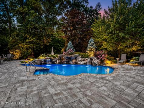 5 Hemlock Lane Holmdel NJ 07733