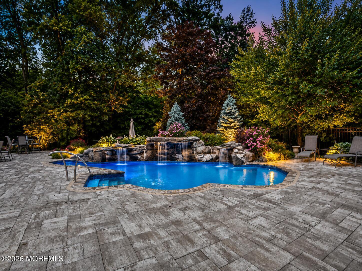 5 Hemlock Lane Holmdel NJ 07733