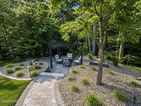 5 Hemlock Lane Holmdel NJ 07733