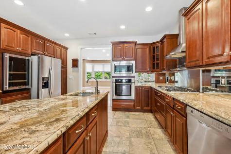 3 Kristin Court Manalapan NJ 07726
