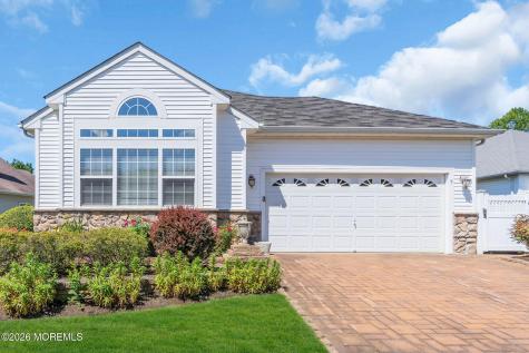 5 Ferrara Court Manchester NJ 08759