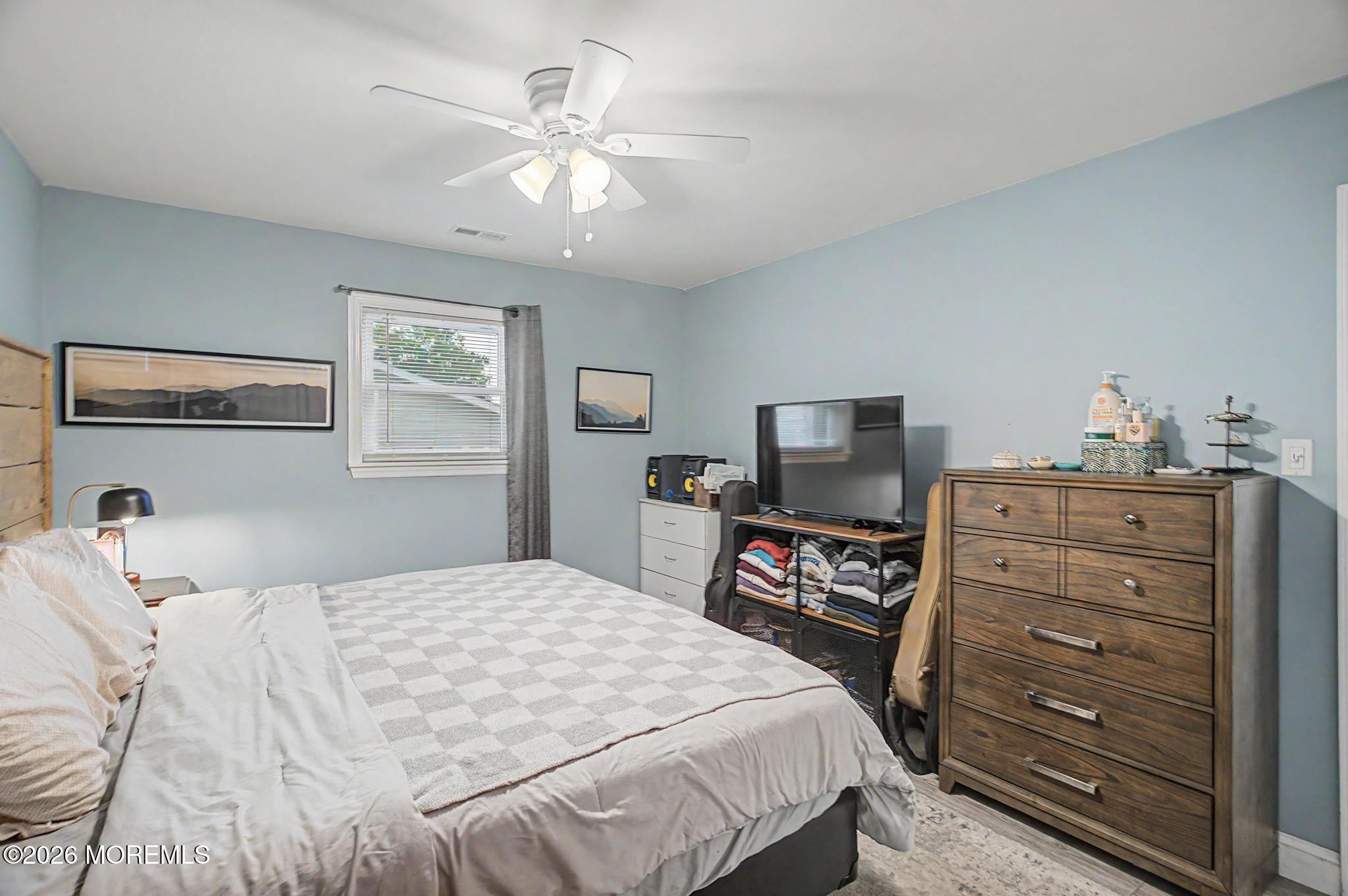 18 Fresno Street Barnegat NJ 08005