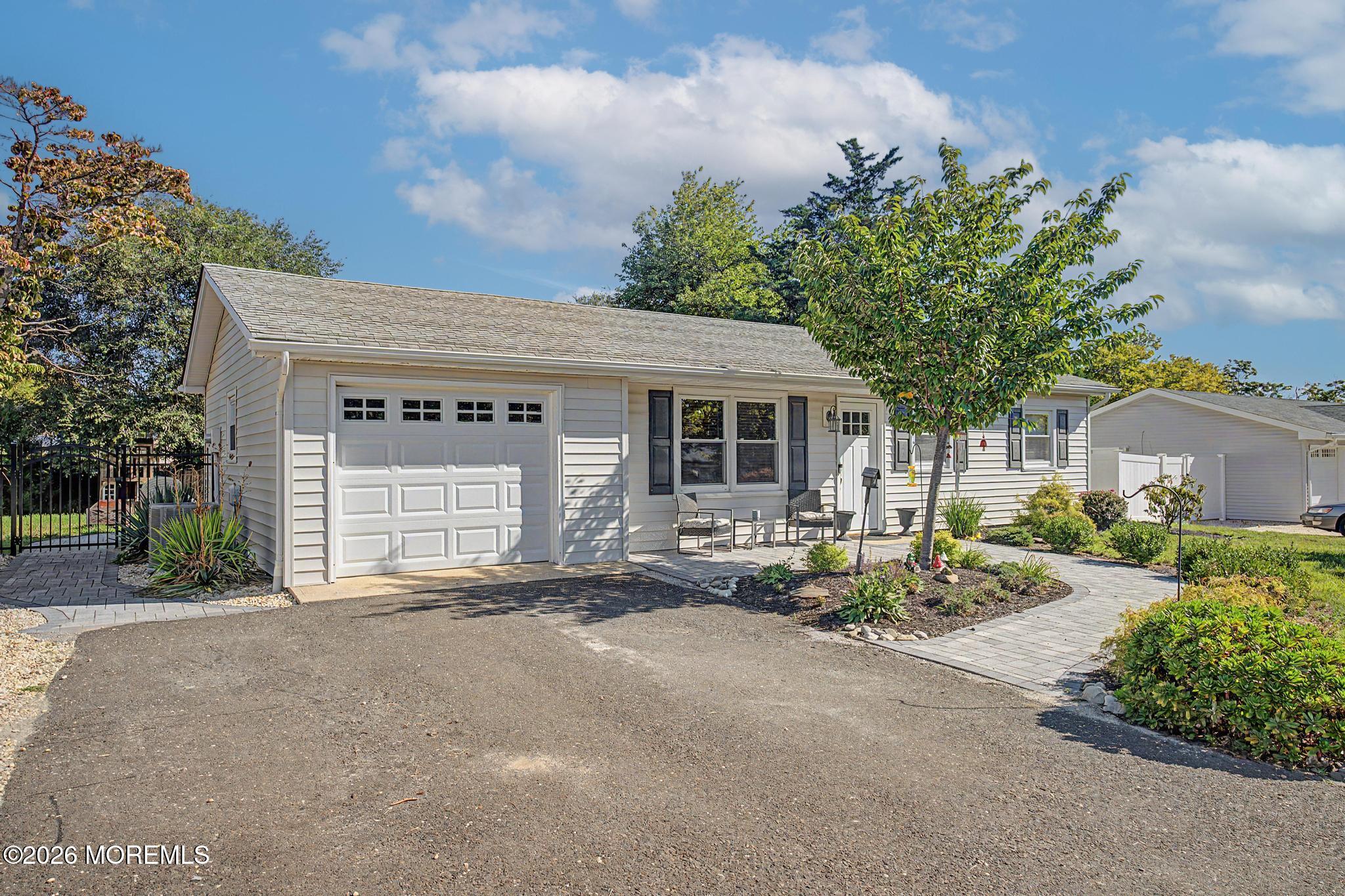 18 Fresno Street Barnegat NJ 08005