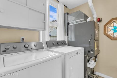 39 8th Avenue Seaside Park NJ 08752