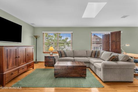 39 8th Avenue Seaside Park NJ 08752