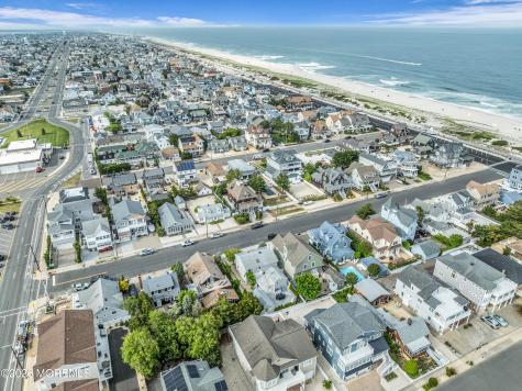 39 8th Avenue Seaside Park NJ 08752