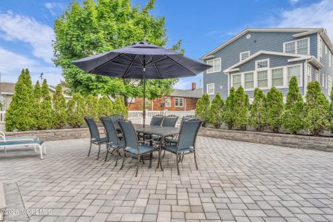 39 8th Avenue Seaside Park NJ 08752