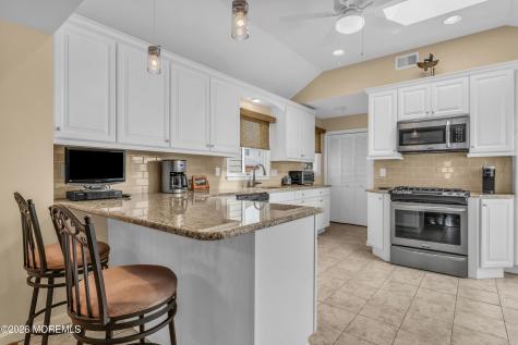 39 8th Avenue Seaside Park NJ 08752