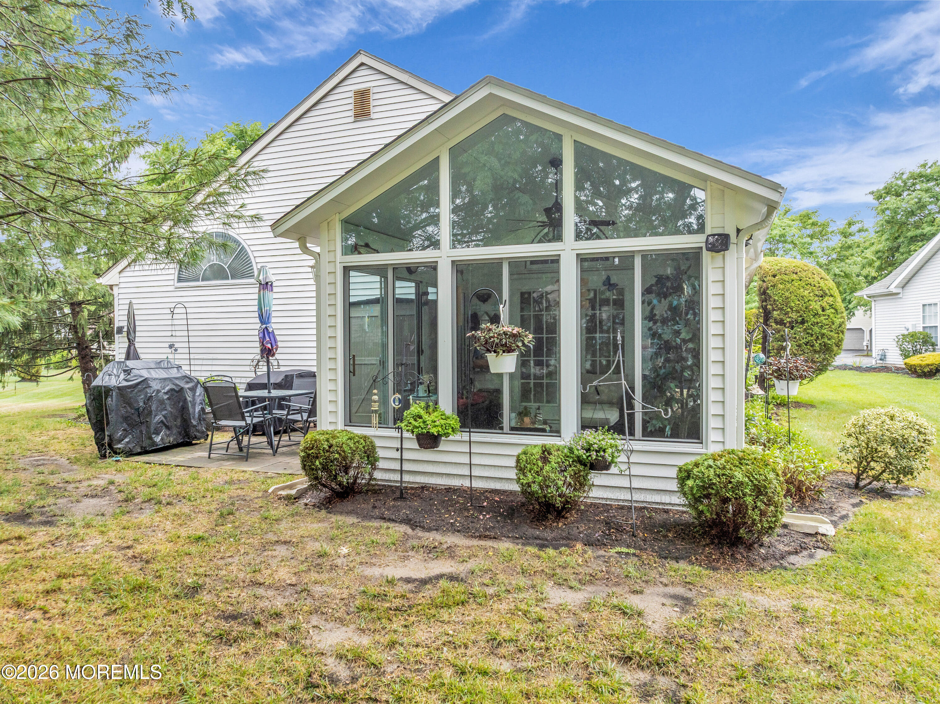 2 Pine Valley Court Lakewood NJ 08701