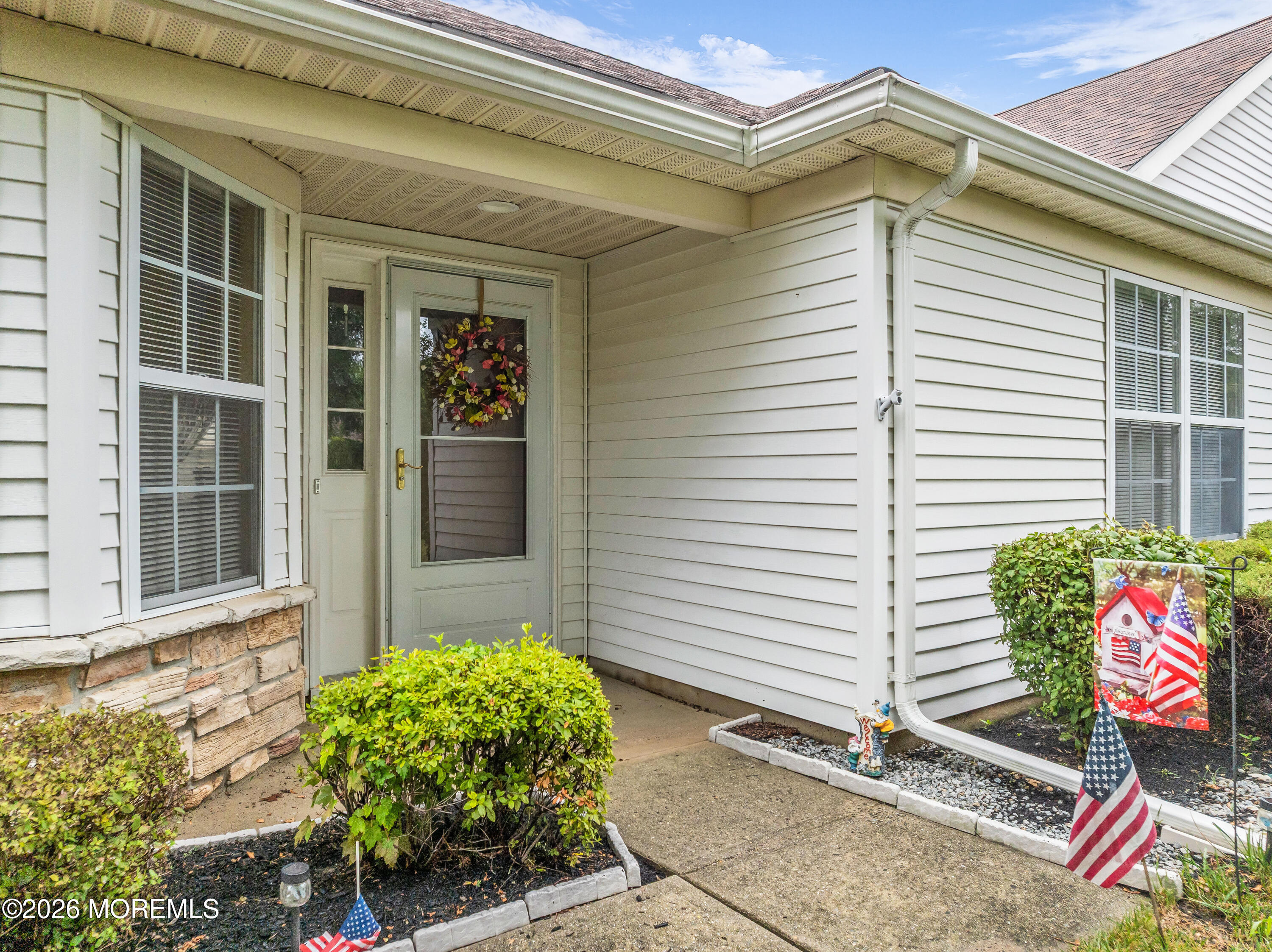 2 Pine Valley Court Lakewood NJ 08701