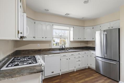1523 Heatherleaf Lane Toms River NJ 08755