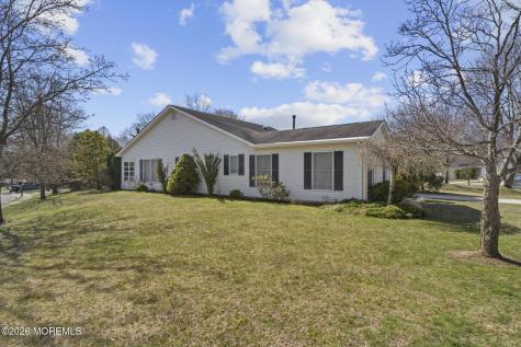 1523 Heatherleaf Lane Toms River NJ 08755