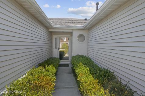 1523 Heatherleaf Lane Toms River NJ 08755